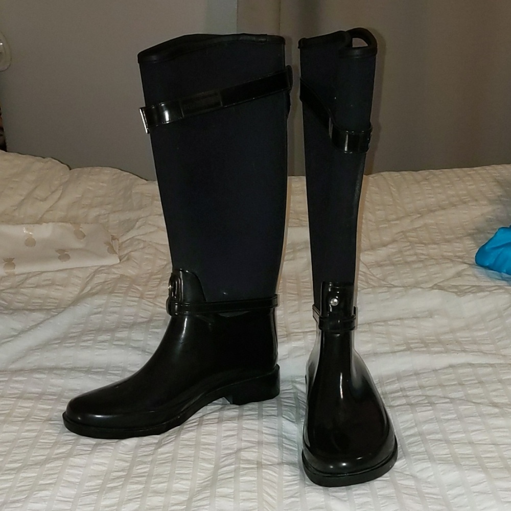 Hunter knee length rain boots size 8